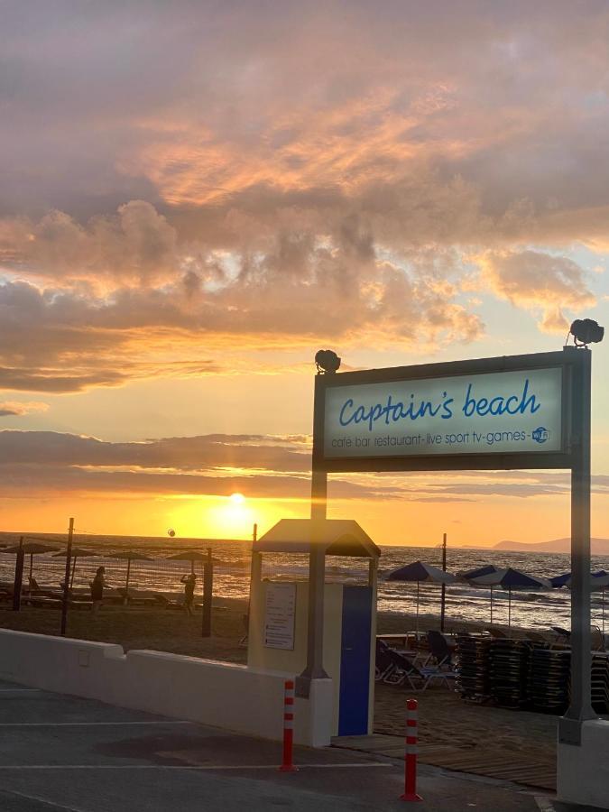 Mikes On The Beach ヘルソニソス エクステリア 写真